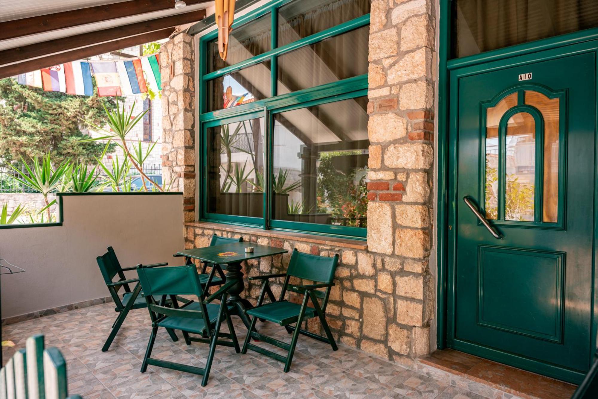 Sante Lejlighedshotel Kallithea  Eksteriør billede