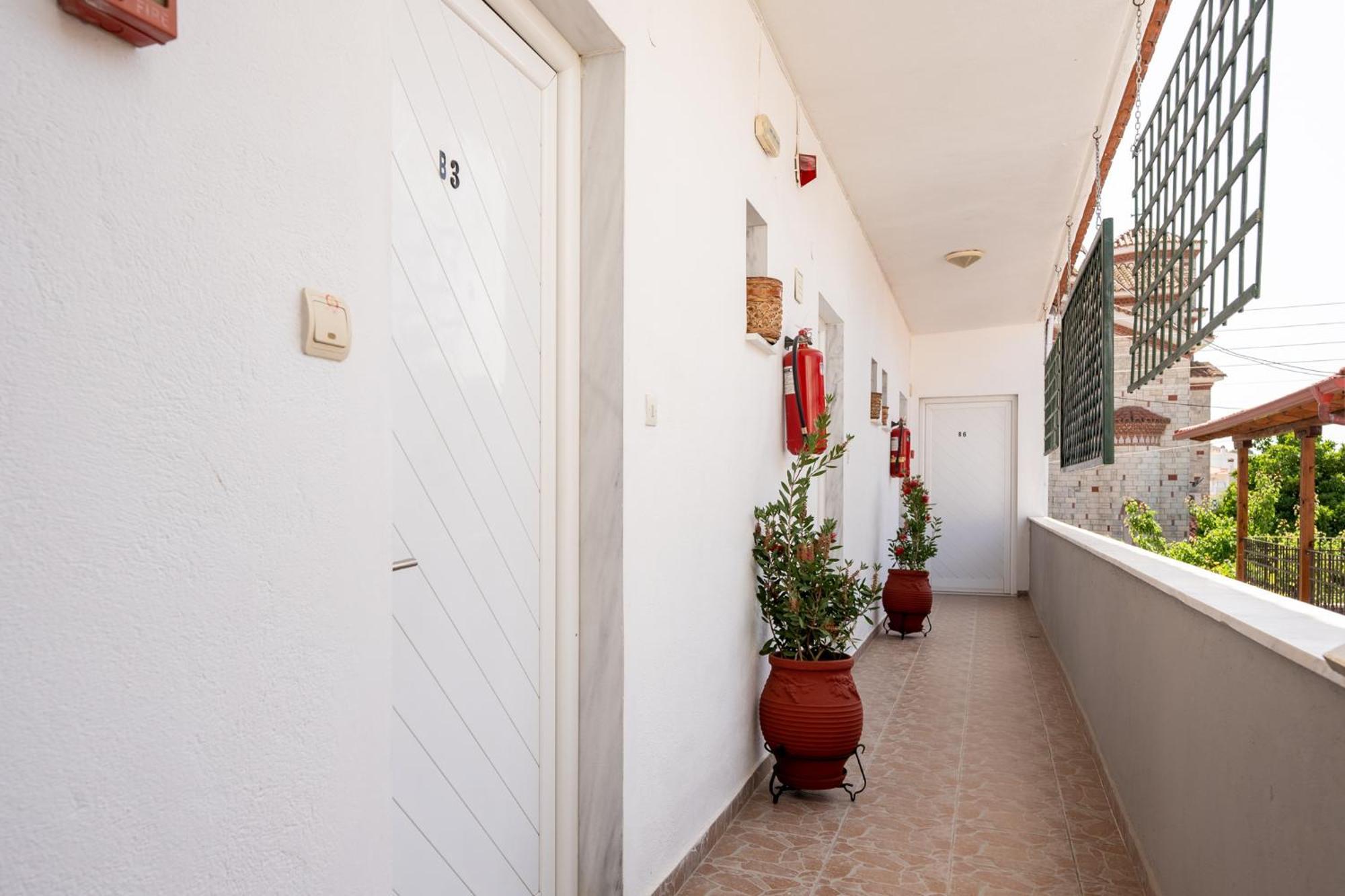 Sante Lejlighedshotel Kallithea  Eksteriør billede
